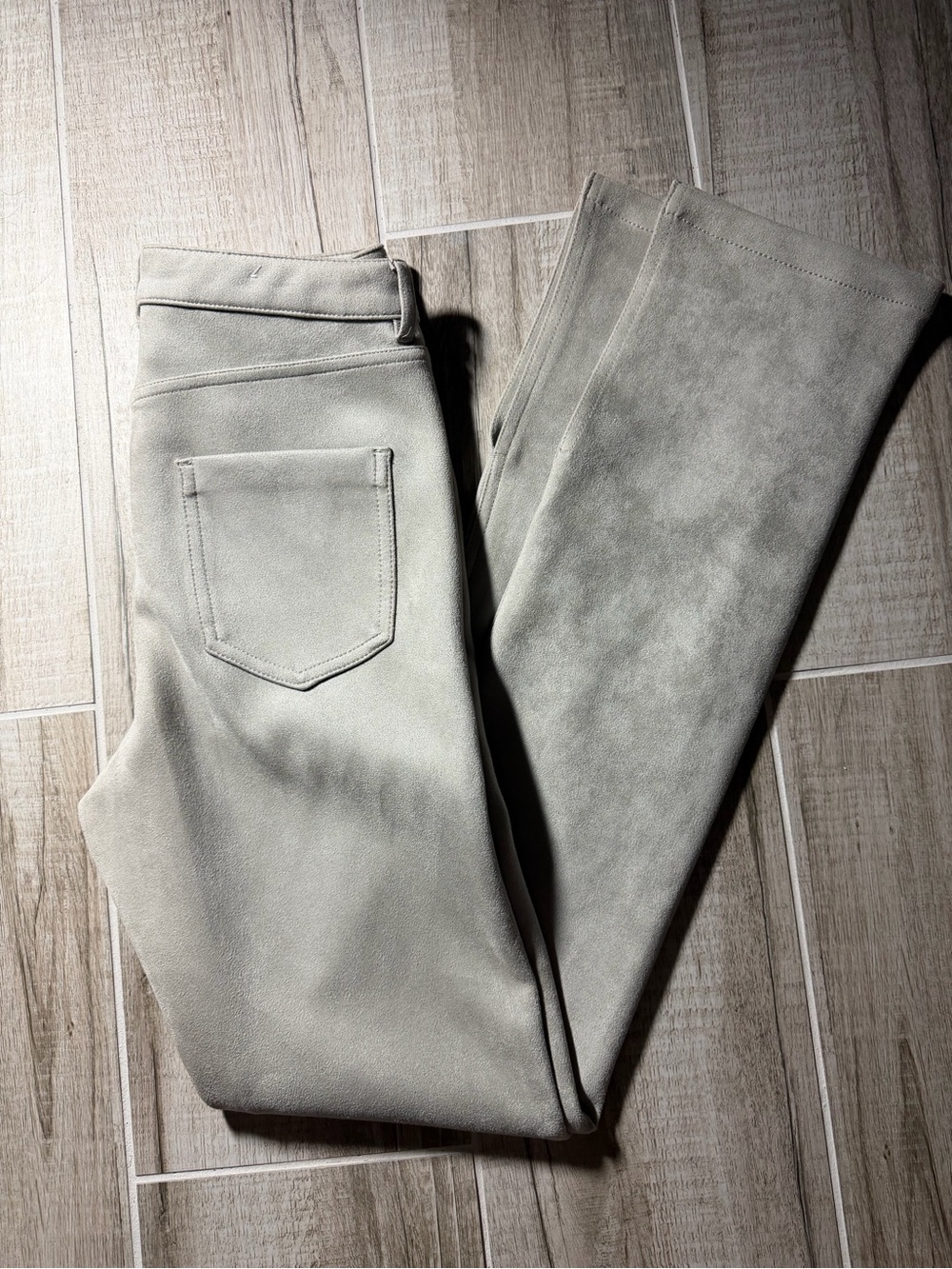 Zara Women's Suede pants in Light Gray
